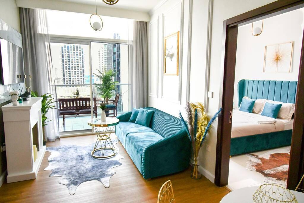 Vera With Canal View Apartment *
