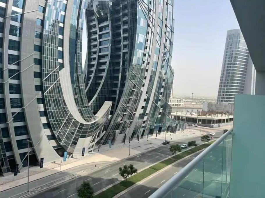 Vera With Canal View Apartment Dubai